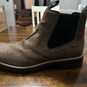 Clarks Men's Brown Chelsea Boots
